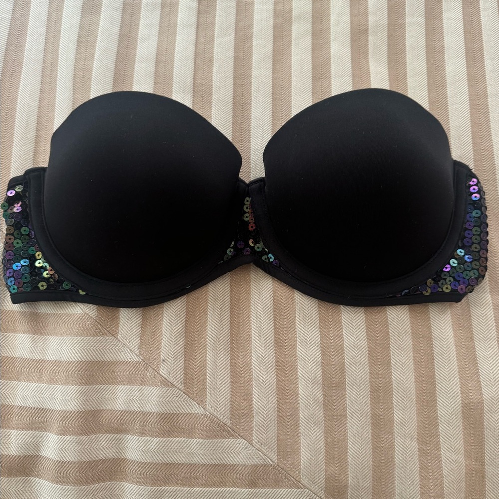 LIKE NEW! Black sequin H&M strapless underwire bra, 36B.